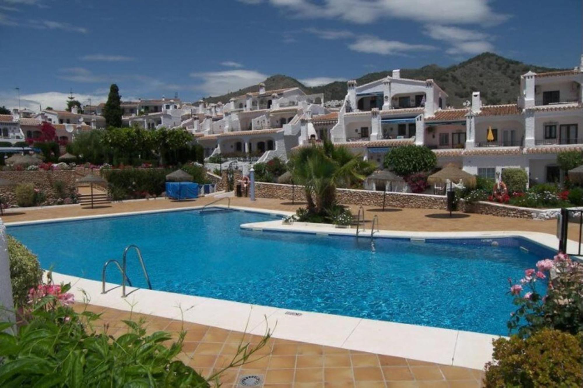Сasa de vacaciones Crisantemos Family House With Garden And Pool Nerja